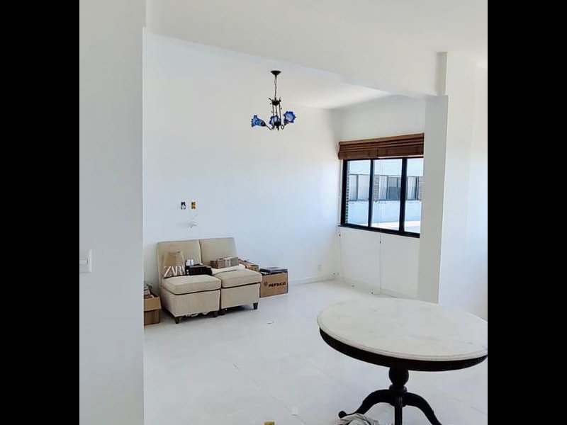 Apartamento à venda Barra com 128m² e 2 quartos por R$ 825.000 - 1867071582-sala-sem-mobilia-i.jpeg