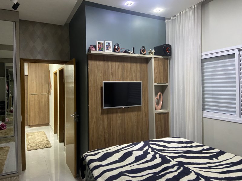 Casa à venda Residencial Aldeia dos Sonhos com 200m² e 3 quartos por R$ 450.000 - 1629442965-025583ab-a86c-4ac0-8131-be44e330b500.jpeg