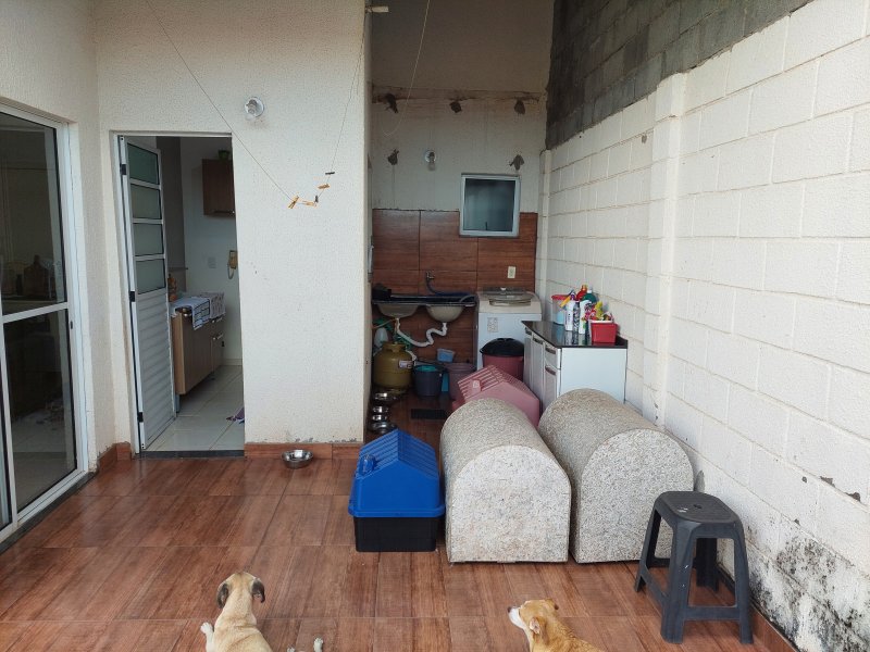 Casa de condomínio à venda Lot. Alphaville Res. com 176m² e 2 quartos por R$ 155.000 - 1721818570-20220317-172144.jpg