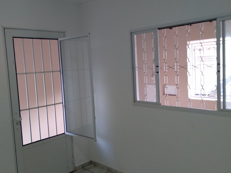 Casa à venda Vila Dutra com 212m² e 3 quartos por R$ 350.000 - 1967094312-20211213-161350.jpg