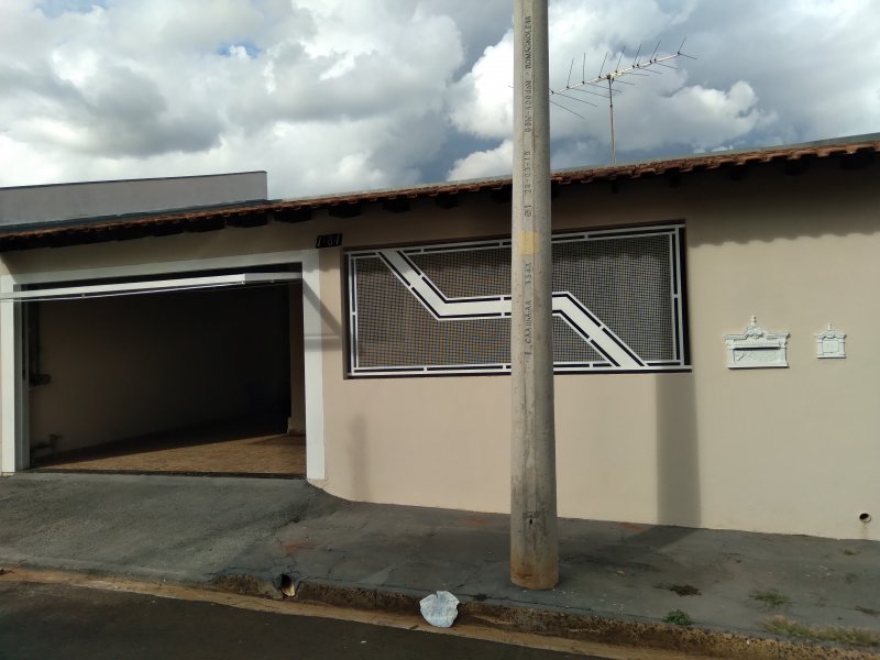 Casa à venda Vila Dutra com 212m² e 3 quartos por R$ 350.000 - 933745086-20211213-163626.jpg