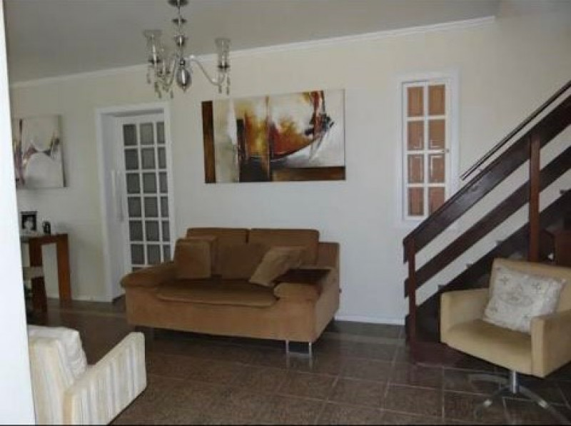 Casa à venda Vila Nova com 350m² e 4 quartos por R$ 480.000 - 1110613042-sala.jpg