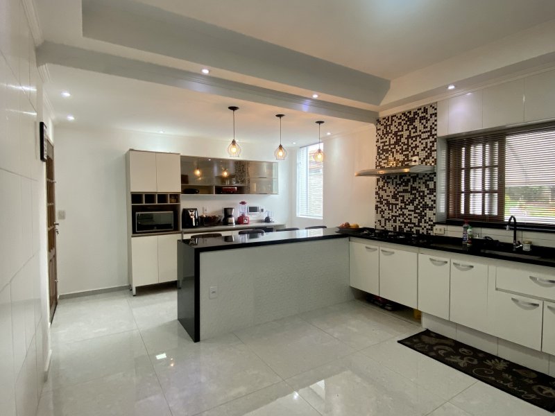 Chácara à venda Centro com 372m² e 4 quartos por R$ 1.280.000 - 1212495237-373623fa-d7c6-4fc5-85b5-67d8f972052c.jpeg