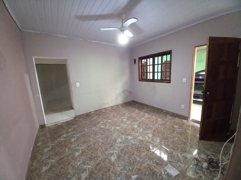 Casa à venda Jardim Márcia com 170m² e 2 quartos por R$ 190.000 - 1217008732-bf3993ab-6ff2-4844-b66e-6cd62feb3d0d.jpg