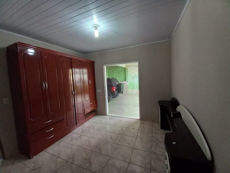 Casa à venda Jardim Márcia com 170m² e 2 quartos por R$ 190.000 - 588594871-9fb681a0-4474-4df7-a987-2dba173c0e9f.jpg
