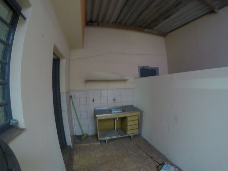 Casa à venda Parque Oratório com 318m² e 5 quartos por R$ 499.000 - 332792499-casa1-corredorb.JPG