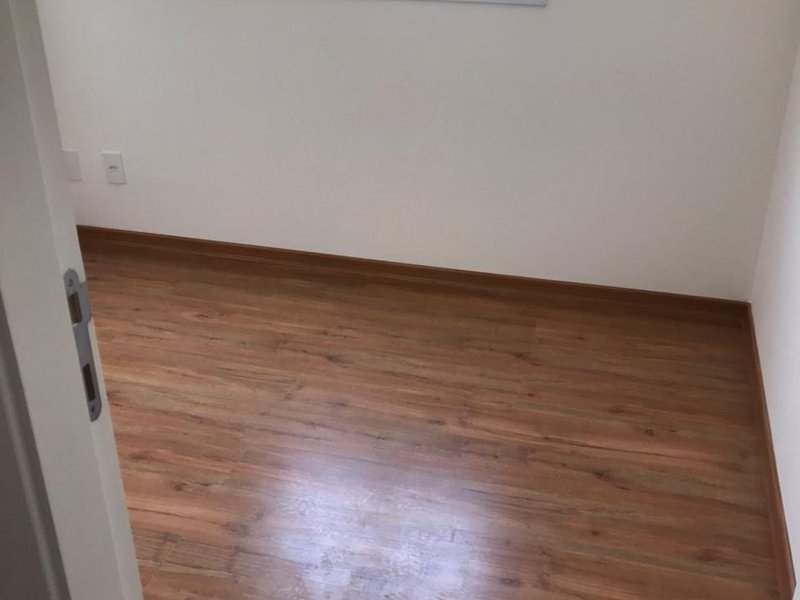 Apartamento à venda Morumbi com 40m² e 2 quartos por R$ 230.000 - 1328467962-desktop-master-bedroom18.jpg