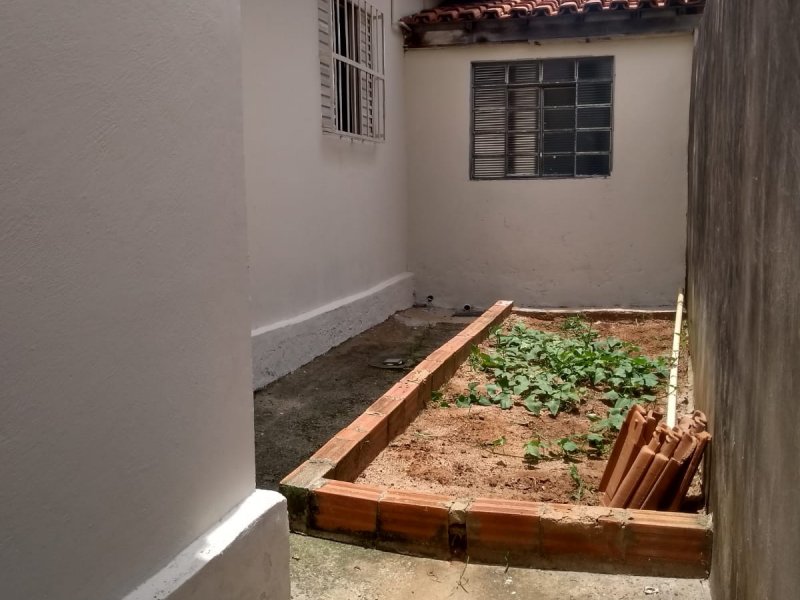 Casa à venda Jardim Melina I com 160m² e 3 quartos por R$ 290.000 - 1364040042-16.jpg