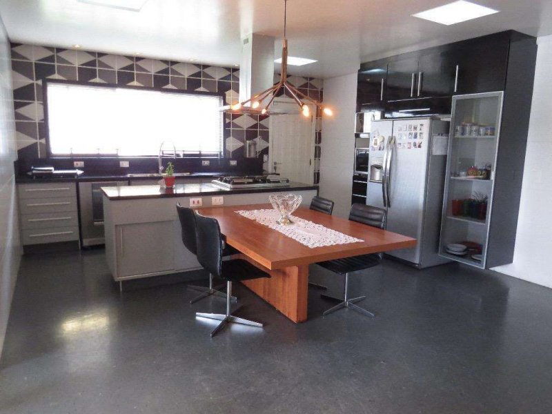 Casa de condomínio à venda Alphaville Residencial Plus com 400m² e 4 quartos por R$ 2.700.000 - 1124243008-cozinha-1.jpg