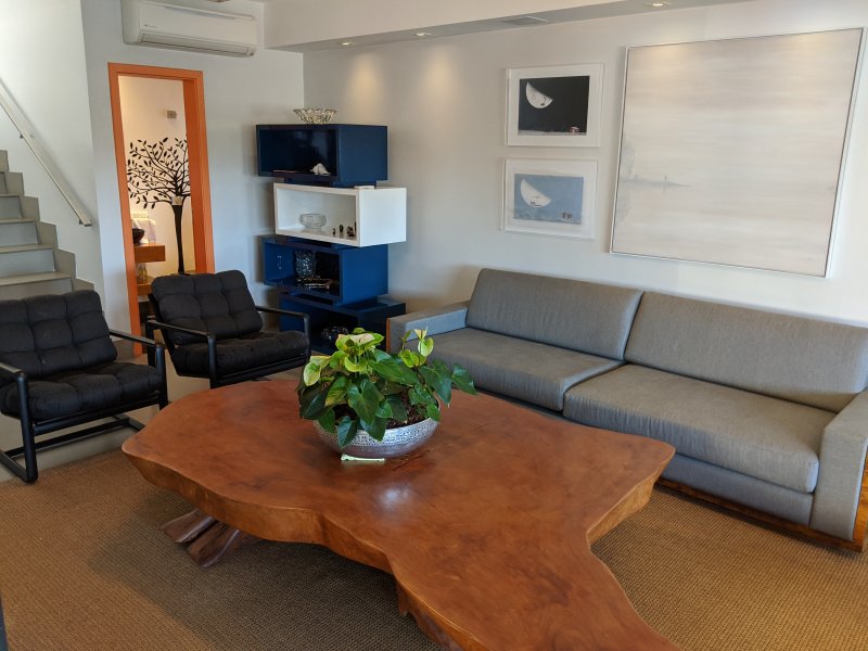 Casa de condomínio à venda Alphaville Residencial Plus com 400m² e 4 quartos por R$ 2.700.000 - 2072403352-sala-de-estar.jpg