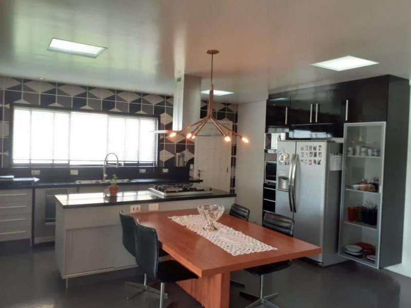 Casa de condomínio à venda Alphaville Residencial Plus com 400m² e 4 quartos por R$ 2.700.000 - 698254789-cozinha-2.jpg