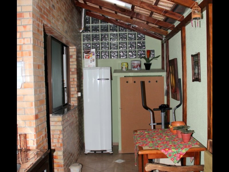 Casa de condomínio à venda Barreirinha com 190m² e 3 quartos por R$ 535.000 - 1394835752-churrasqueira-2.JPG