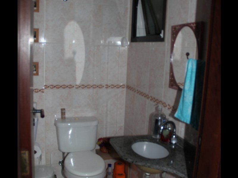 Casa de condomínio à venda Barreirinha com 190m² e 3 quartos por R$ 535.000 - 1703478446-lavabo.JPG