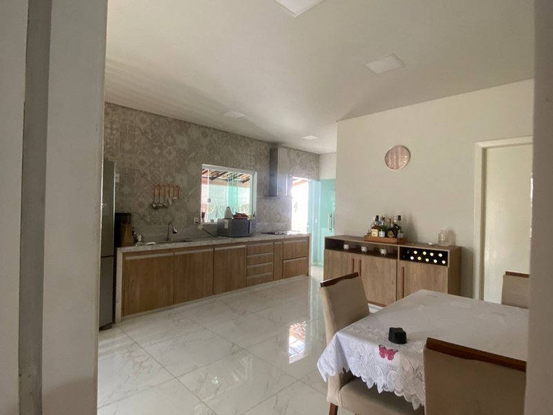 Casa à venda Sra. das Graças com 360m² e 3 quartos por R$ 470.000 - 1116285930-54d7ed57-f2d7-4581-ab21-168ae5ebe956.jpeg