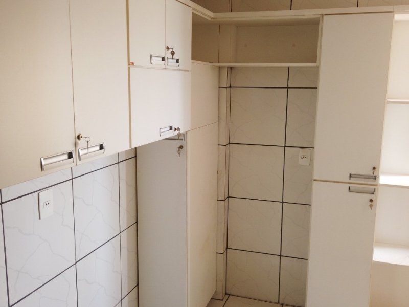 Apartamento à venda Setor Central com 136m² e 3 quartos por R$ 300.000 - 1479509008-5e3b4d86-24c3-407b-9054-44cfb0dfe2fd.jpeg