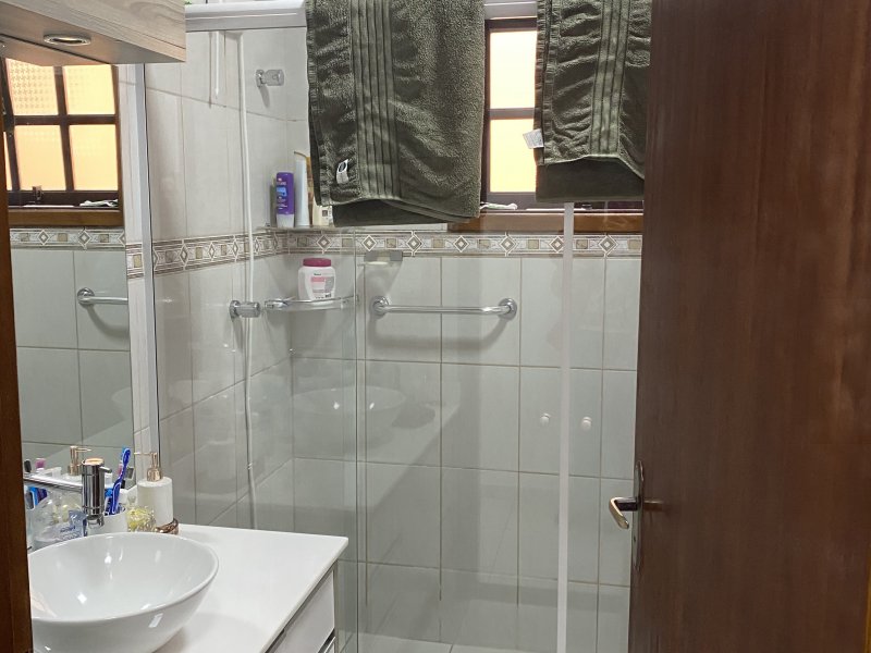 Casa à venda Remédios com 250m² e 3 quartos por R$ 800.000 - 421183244-05eeb819-9c2f-4e3d-bb90-67ddb38cc976.jpeg