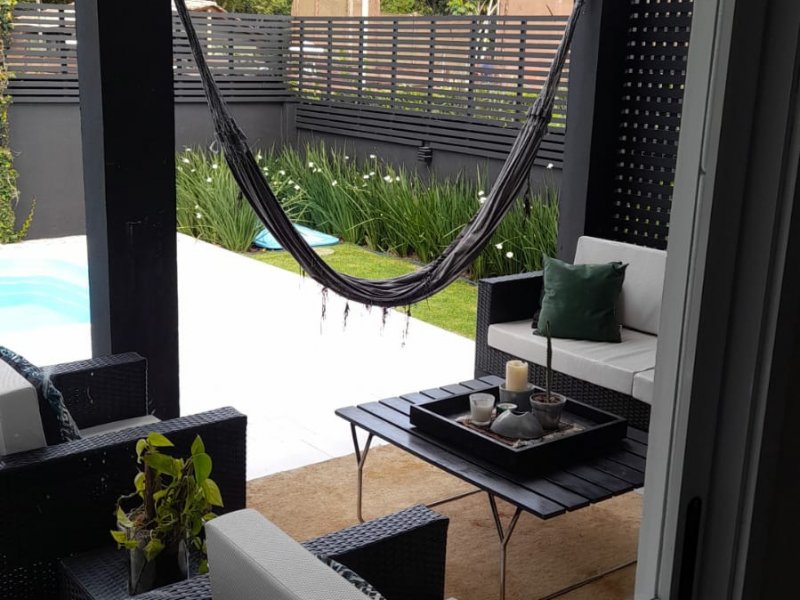 Casa à venda Jurerê com 512m² e 4 quartos por R$ 5.000.000 - 941078290-area-externa.jpeg