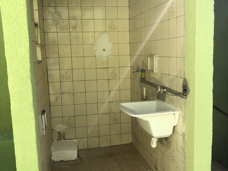 Casa à venda Vila Jacuí com 350m² e 3 quartos por R$ 650 - 1934242199-14-fundos.jpeg
