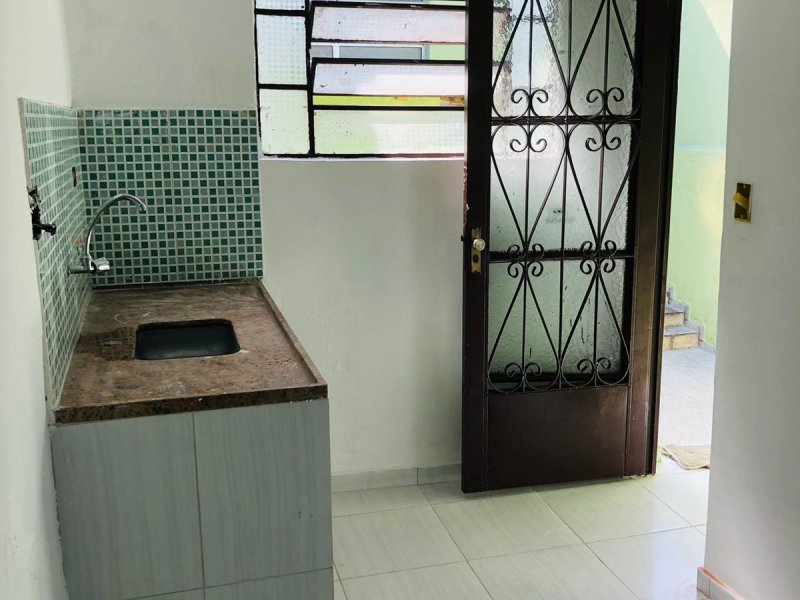 Casa à venda Vila Jacuí com 350m² e 3 quartos por R$ 650 - 482307607-16-fundos.jpeg