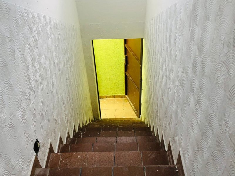 Casa à venda Vila Jacuí com 350m² e 3 quartos por R$ 650 - 77510071-20-casa-superior.jpeg