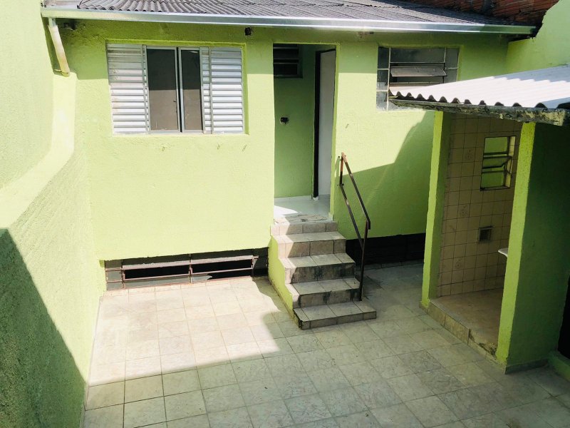 Casa à venda Vila Jacuí com 350m² e 3 quartos por R$ 650 - 980387166-15-fundos.jpeg