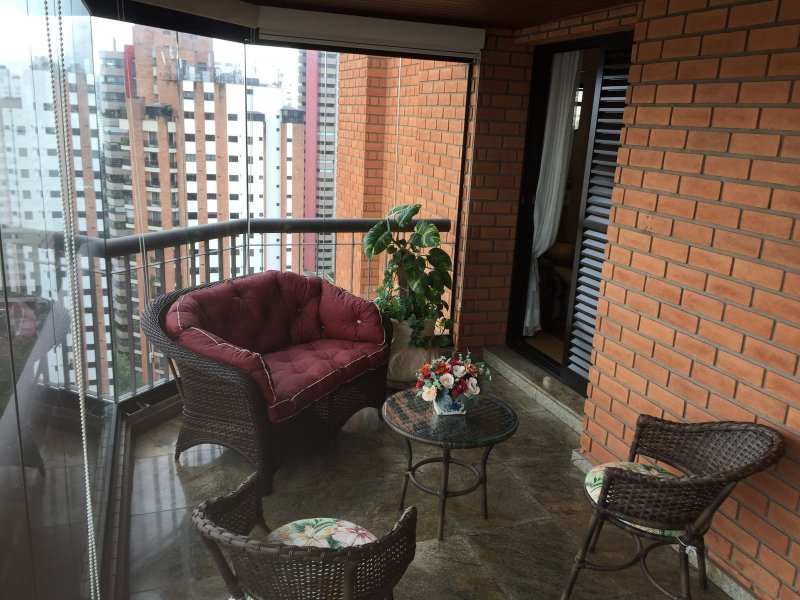 Apartamento à venda Moema com 200m² e 4 quartos por R$ 2.650.000 - 2032560200-c8205f95-a2a6-47ad-b080-bbdeb4051927.jpg