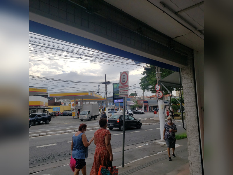 Comercial à venda Vila Carrão com 150m² e 1 quarto por R$ 400.000 - 20220413-094643.jpg