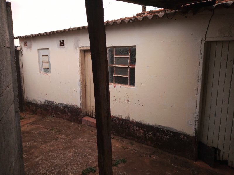 Casa à venda Presidente Roosevelt com 230m² e 6 quartos por R$ 290.000 - 198019079-img-20210915-145318003.jpg