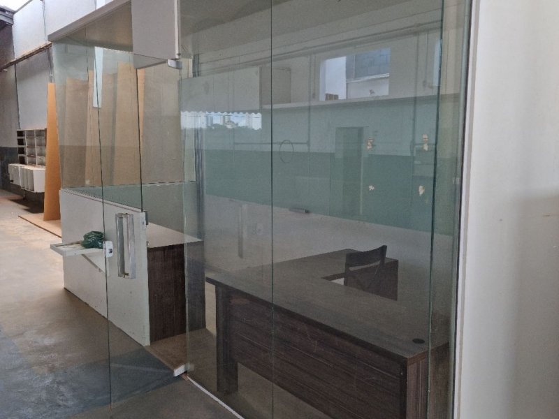 Comercial à venda Jardim Oriente com 450m² e 1 quarto por R$ 1.100.000 - 1687826632-d8715dfe-1633-4209-ad16-3c3ac285df04.jpg