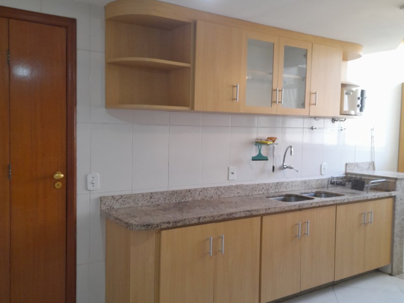 Apartamento à venda Ingá com 121m² e 3 quartos por R$ 920.000 - 1997327620-cozinha-4.jpg