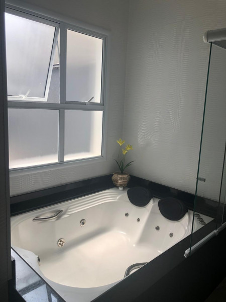 Casa à venda Jardim Res. Maria Dulce com 256m² e 3 quartos por R$ 1.950.000 - 1375180539-img-20231021-wa0080.jpg