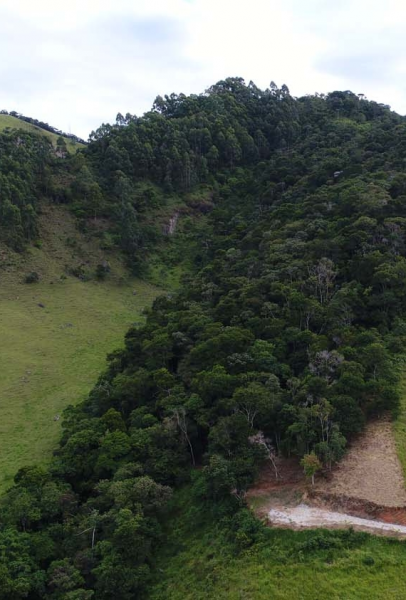 Terreno à venda São Pedro da Serra com 2800m² e 1 quarto por R$ 230.000 - 1579465185-vista-superior.png