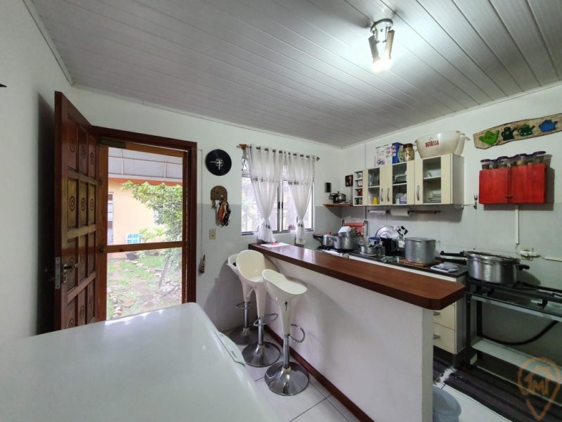 Casa à venda Boqueirão com 191m² e 5 quartos por R$ 600.000 - 1573055506-sala-cozinha-casa-2-2.jpg