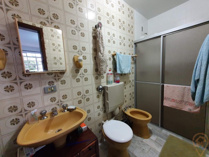 Casa à venda Boqueirão com 191m² e 5 quartos por R$ 600.000 - 164354152-banheiro-suite.jpg