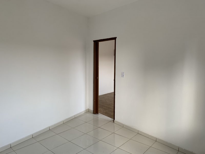 Casa à venda Vila Bancária com 160m² e 3 quartos por R$ 335.000 - 654505234-4435c78e-9054-4b5e-aa74-3dcc504fcc34.jpeg