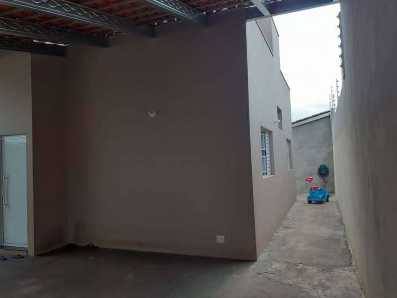 Casa à venda Jardim das Estacoes (Vila Xavier) com 55m² e 2 quartos por R$ 250.000 - 458949760-img-20201029-wa0018.jpg