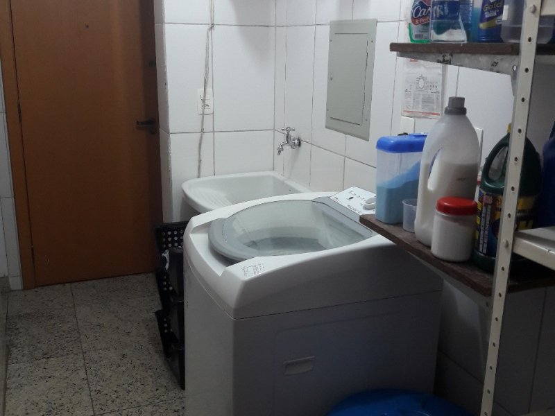 Apartamento à venda Buritis com 163m² e 4 quartos por R$ 1.100.000 - 1385806660-foto-ap-lavanderia.jpg