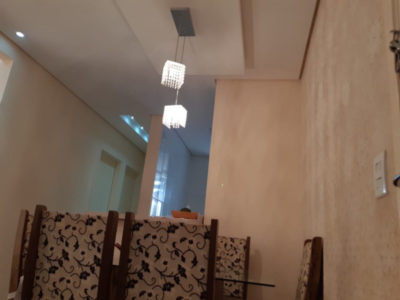 Apartamento à venda Jardim do Divino com 49m² e 2 quartos por R$ 200.000 - 245616466-photo-2021-06-10-20-27-51-18.jpg