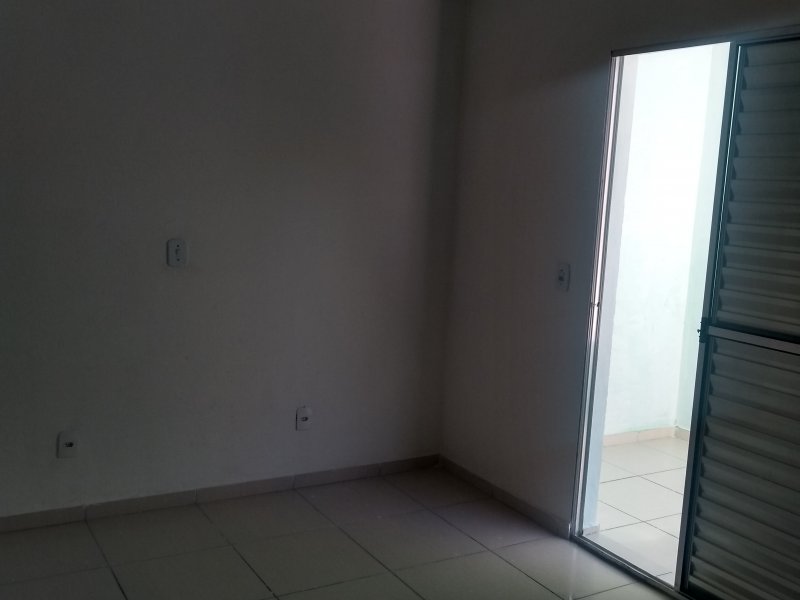 Casa para alugar Chácaras Campo Limpo com 80m² e 2 quartos por R$ 900 - 46129281-img-20201216-093340391-hdr.jpg