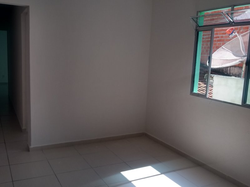 Casa para alugar Chácaras Campo Limpo com 80m² e 2 quartos por R$ 900 - 994536622-img-20201216-093517435-hdr.jpg