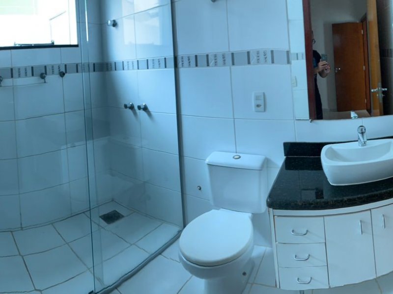 Casa à venda Centro com 220m² e 3 quartos por R$ 730.000 - 1302706200-banhei2suite2.jpeg