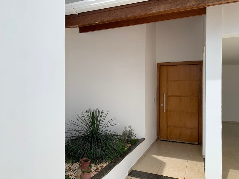 Casa à venda Centro com 220m² e 3 quartos por R$ 730.000 - 832219160-visaojdentrada.jpeg