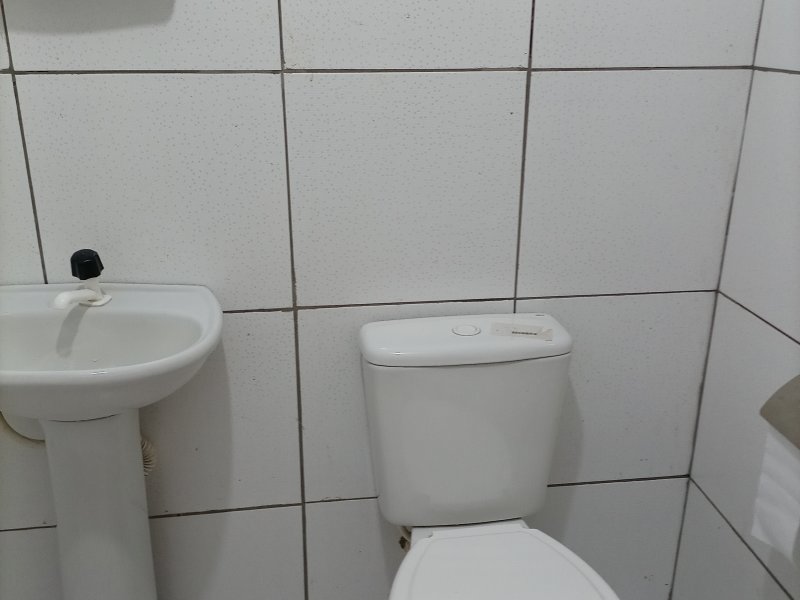 Casa para alugar Centro com 80m² e 2 quartos por R$ 700 - 985513546-20220330-175748.jpg