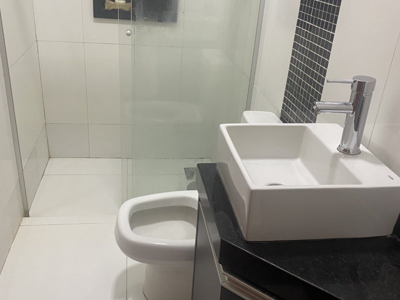 Casa à venda Parque das Oliveiras com 100m² e 3 quartos por R$ 270.000 - 1077139983-86496285-a1e5-4939-b8e1-3a2ae8a010ff.jpeg