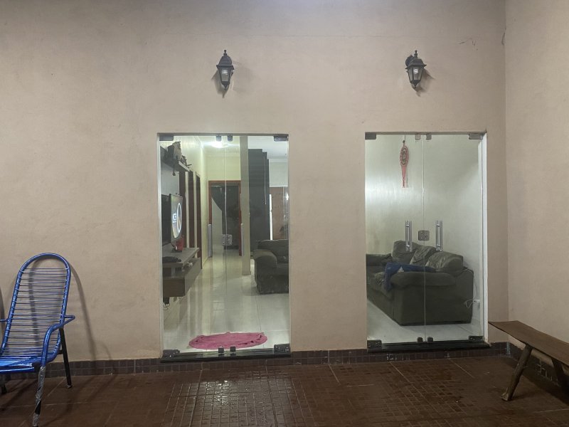 Casa à venda Parque das Oliveiras com 100m² e 3 quartos por R$ 270.000 - 1344123903-4d6e8764-857a-4b4c-8db6-65a19a5a1594.jpeg