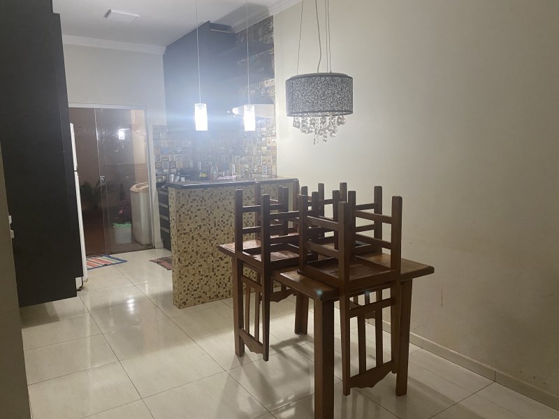 Casa à venda Parque das Oliveiras com 100m² e 3 quartos por R$ 270.000 - 1487234172-b68696b4-f24b-45ef-afdd-2c578c7d13a0.jpeg