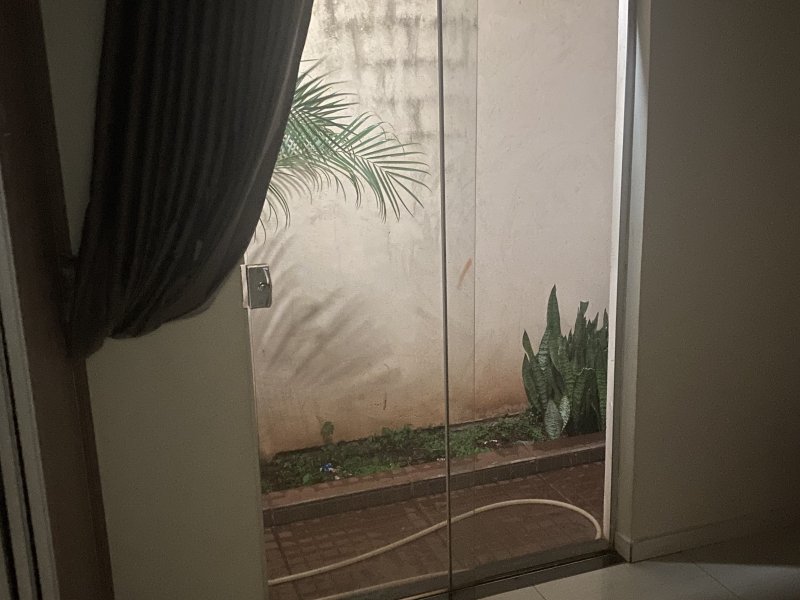 Casa à venda Parque das Oliveiras com 100m² e 3 quartos por R$ 270.000 - 6778349-0b448c89-9ee8-4878-ba41-2a8c83c5d6b0.jpeg