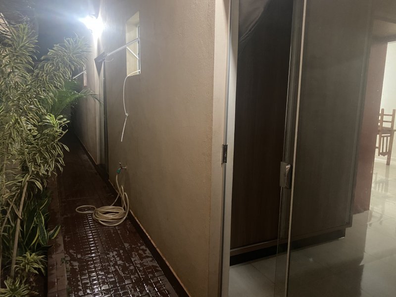 Casa à venda Parque das Oliveiras com 100m² e 3 quartos por R$ 270.000 - 92738406-fb76d4a0-0cc2-483d-9ade-b89836f44973.jpeg