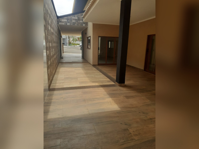 Casa de condomínio à venda centro com 267m² e 3 quartos por R$ 980.000 - 18-area-churrasq-p-quintal-p-garagem.jpg