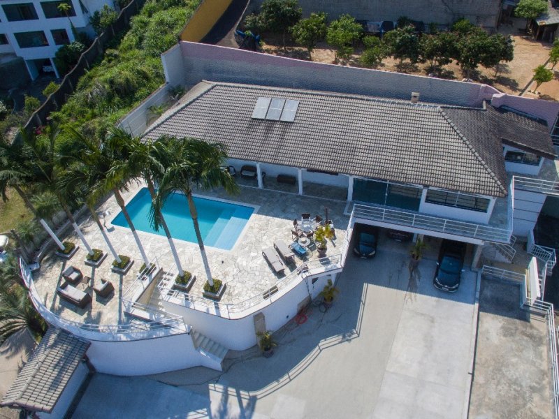 Casa à venda Centro com 6000m² e 5 quartos por R$ 2.800.000 - 1928089846-casa-maripa4.jpeg